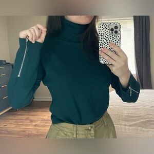 Turtleneck viscose long sleeve sweater